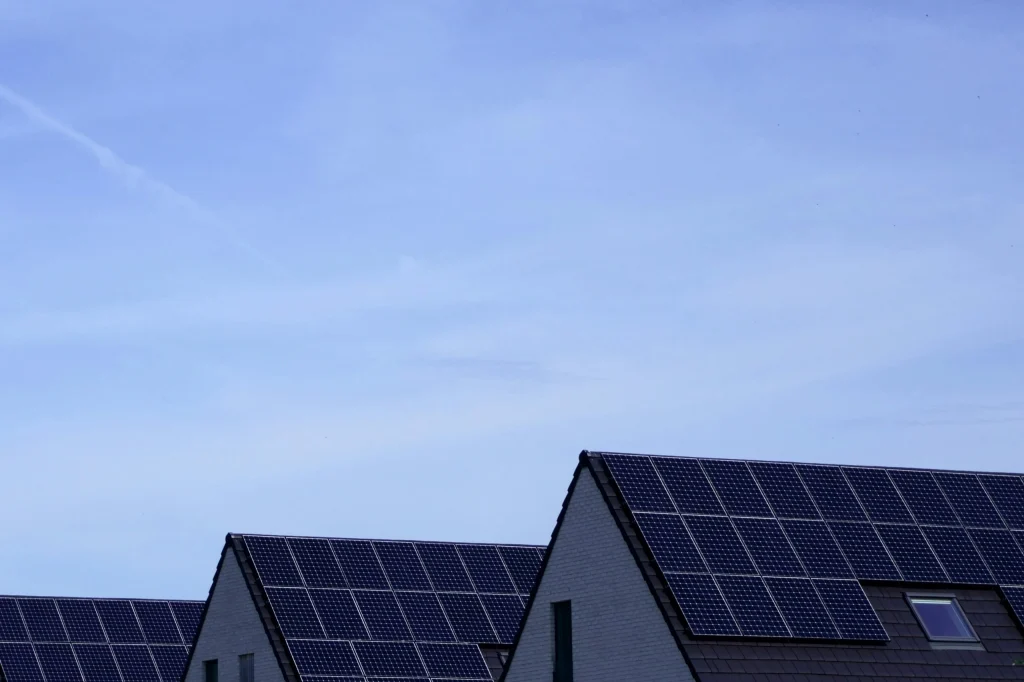 74. Evaluating the development of the solar skills pipeline in London